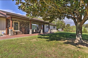 Cozy & Secluded Mountainside Retreat Game Room, WiFi, Hot Tub, Dogs OK